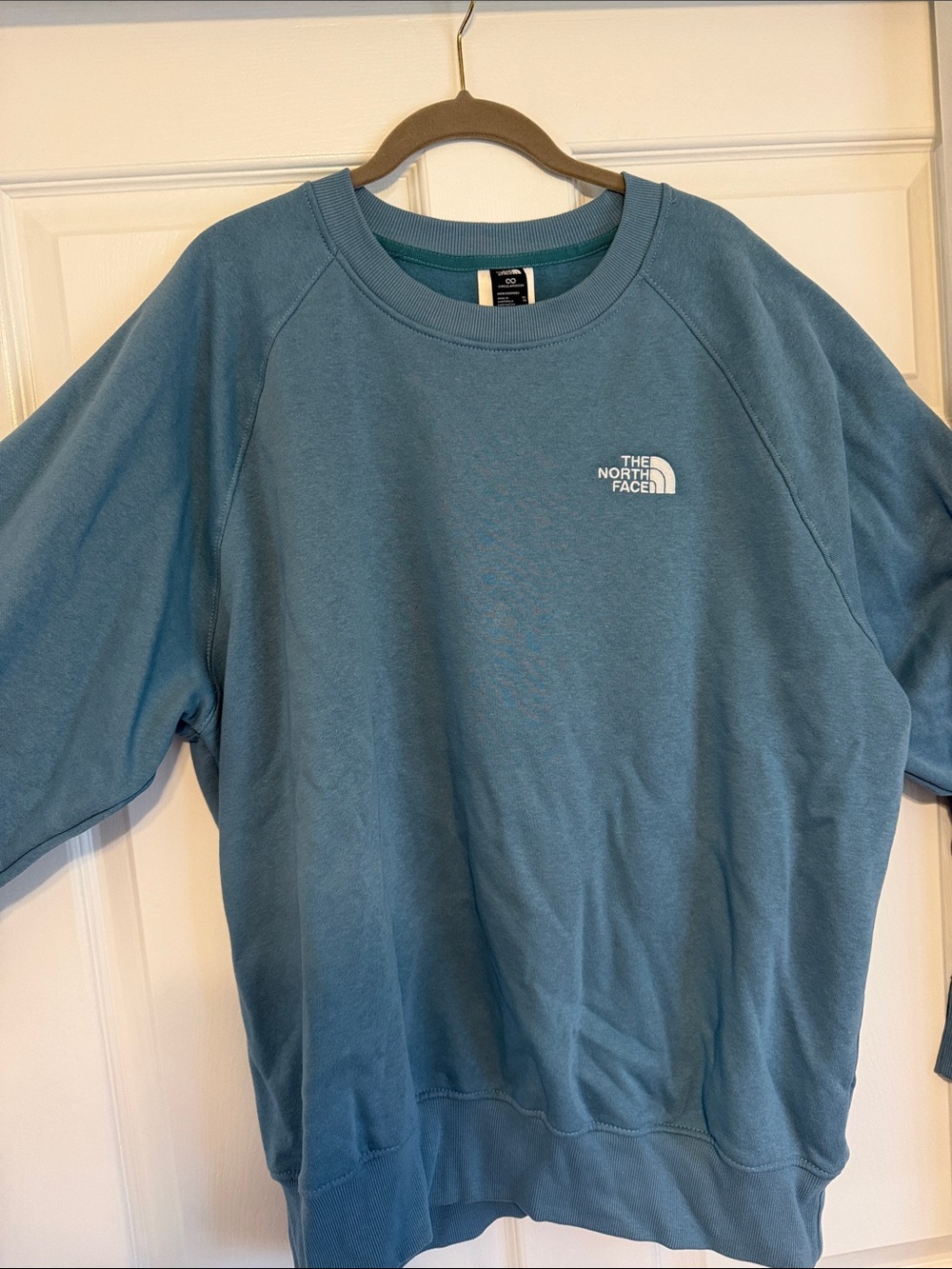 The North Face Men's Crewneck Sweatshirt - Dusty Blue